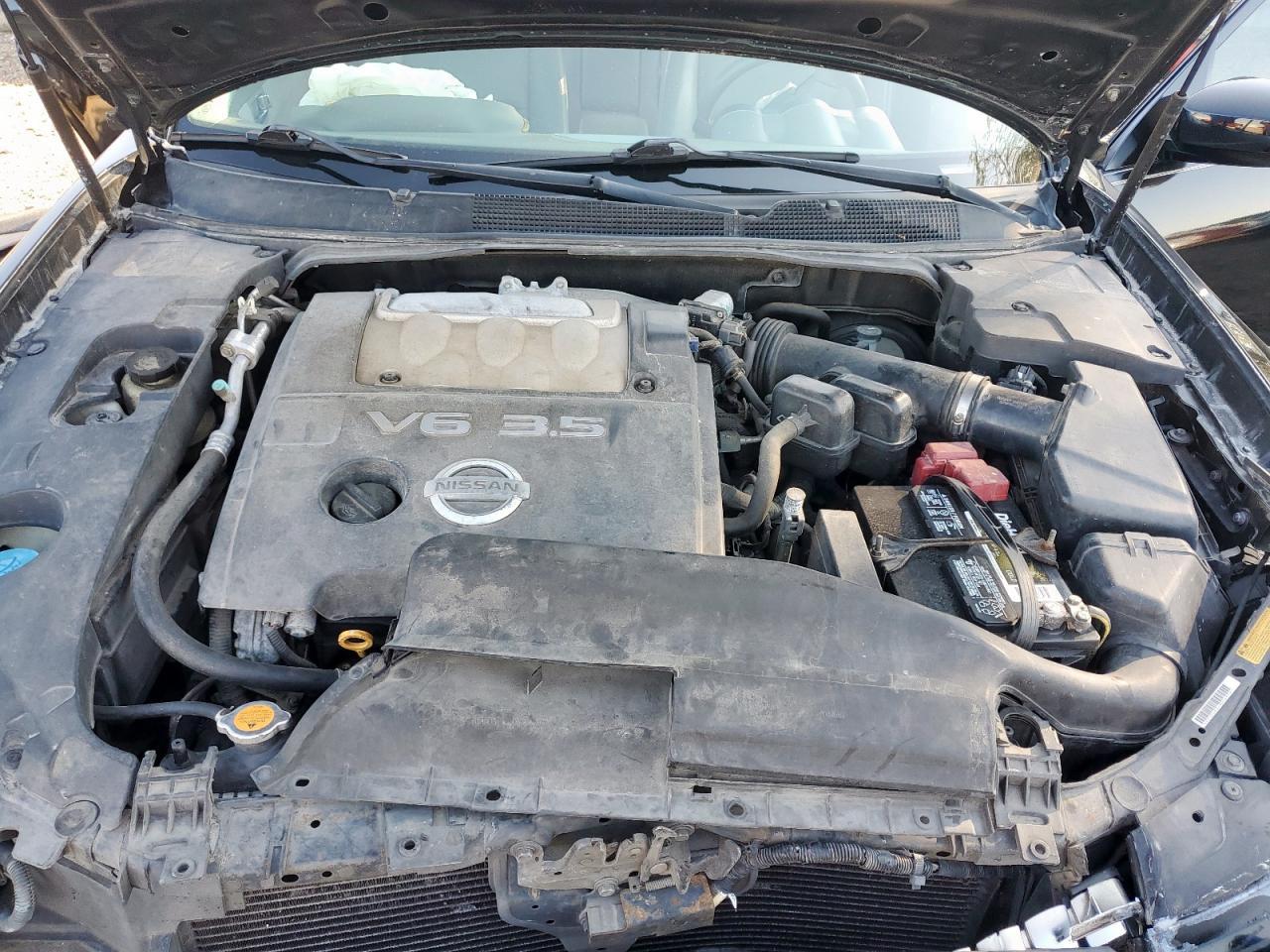 2005 NISSAN Maxima
