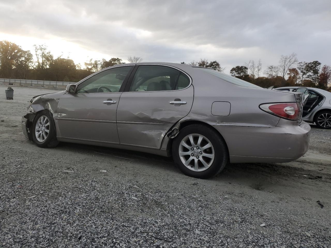 2004 LEXUS ES 330