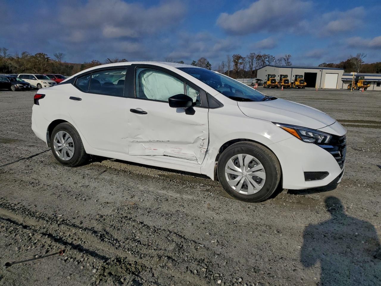 2025 NISSAN VERSA