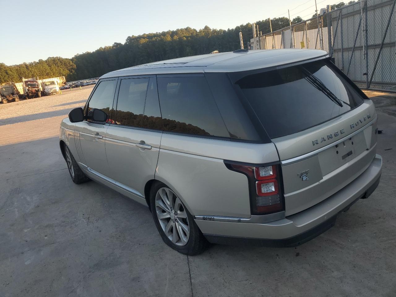 2014 LAND ROVER RANGE ROVER