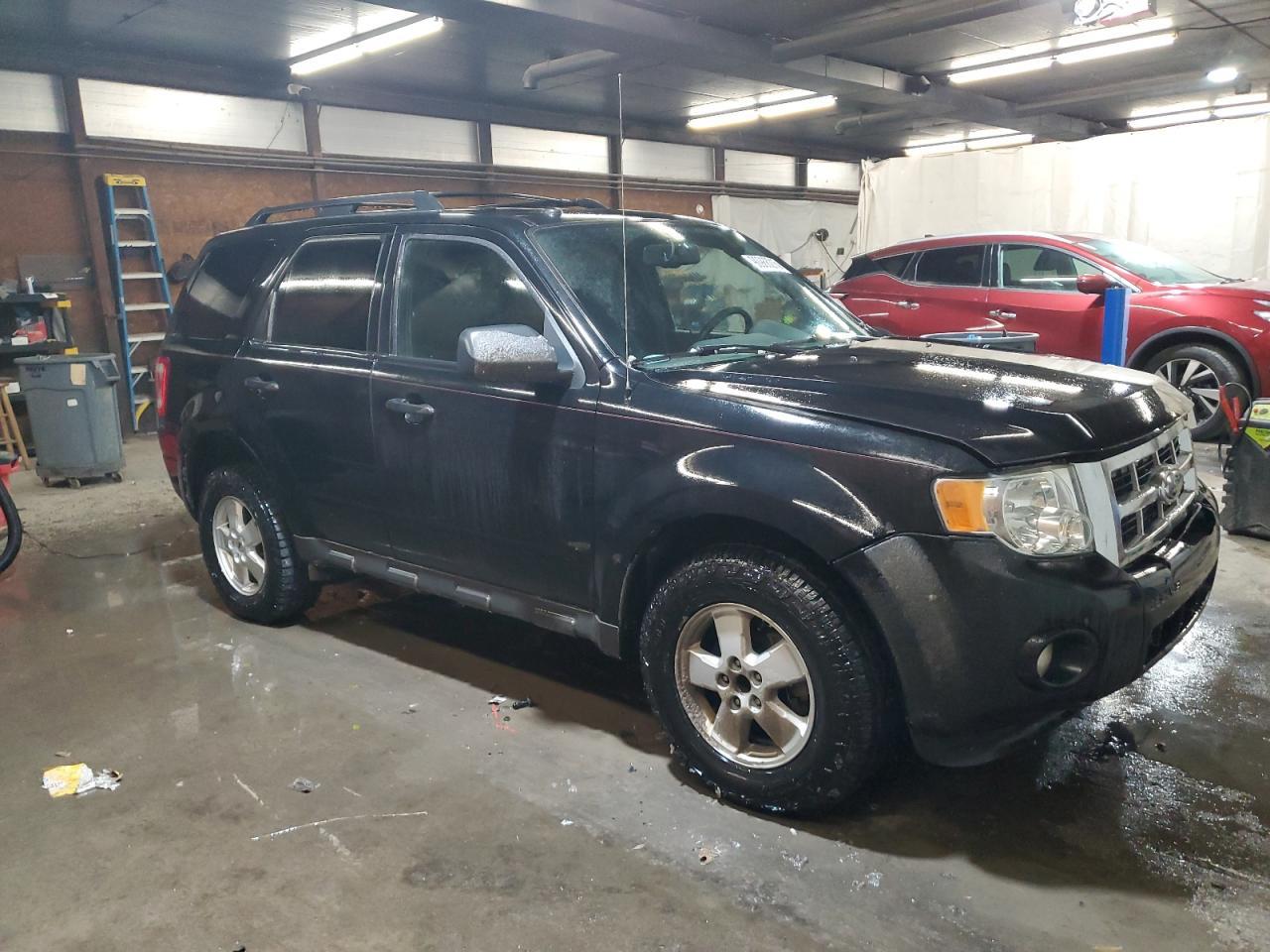 2009 FORD ESCAPE