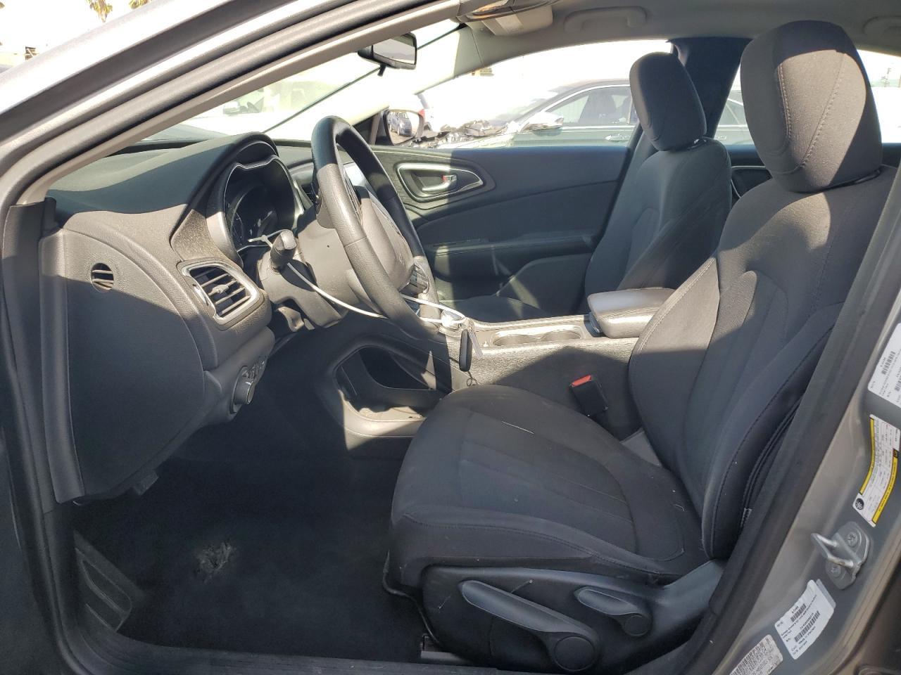 2016 CHRYSLER 200