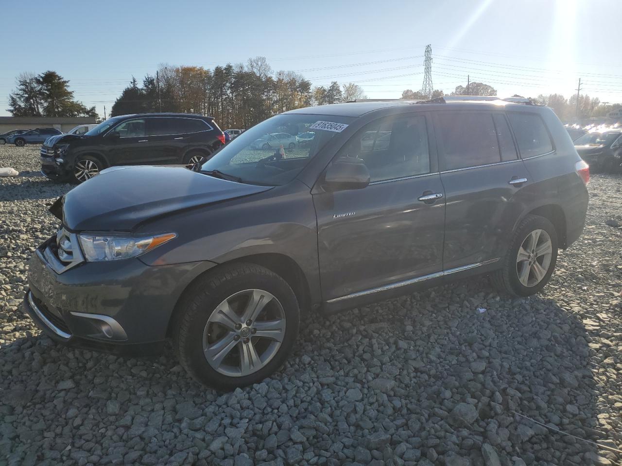 2012 TOYOTA HIGHLANDER