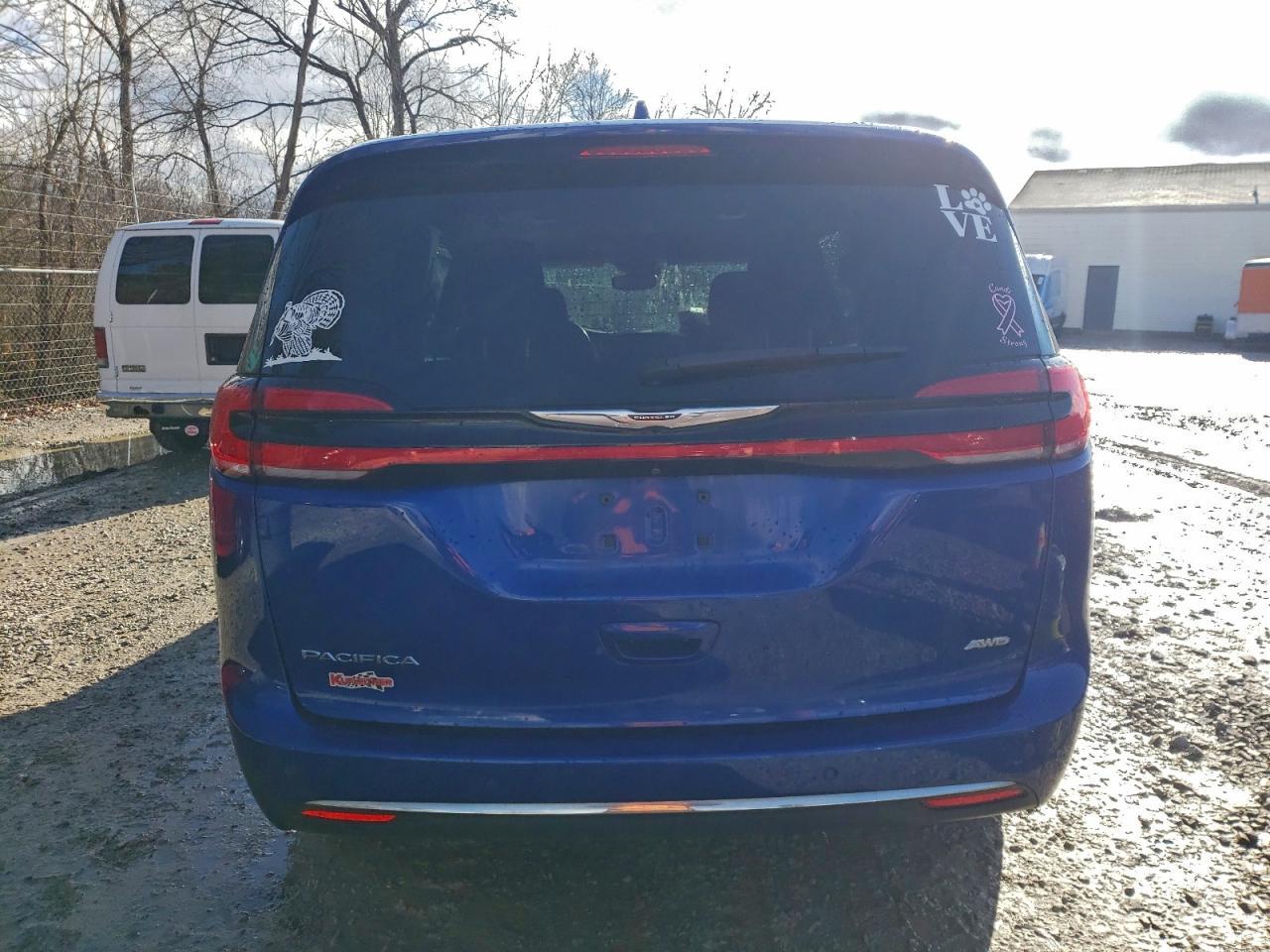 2021 CHRYSLER Pacifica