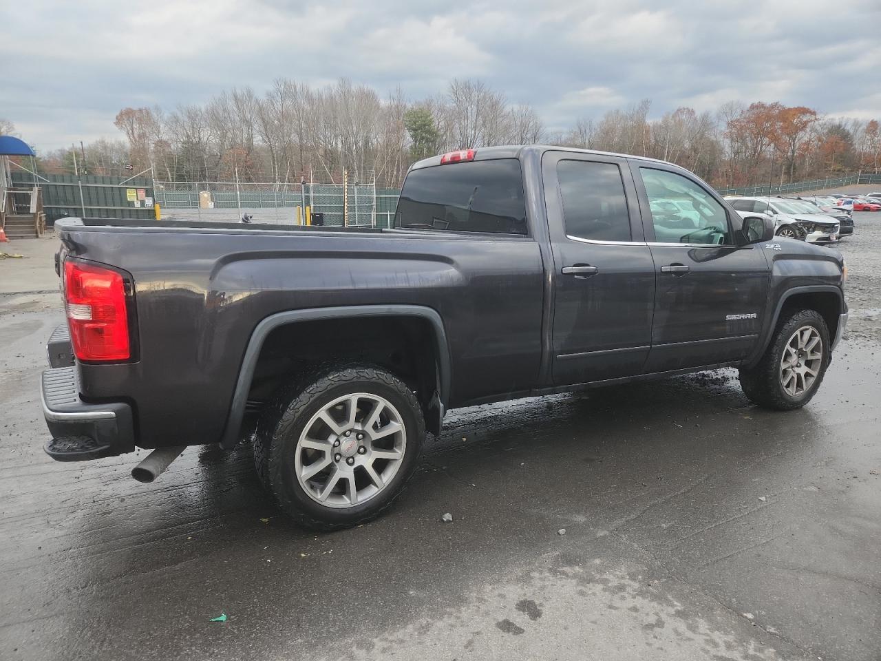 2015 GMC Sierra