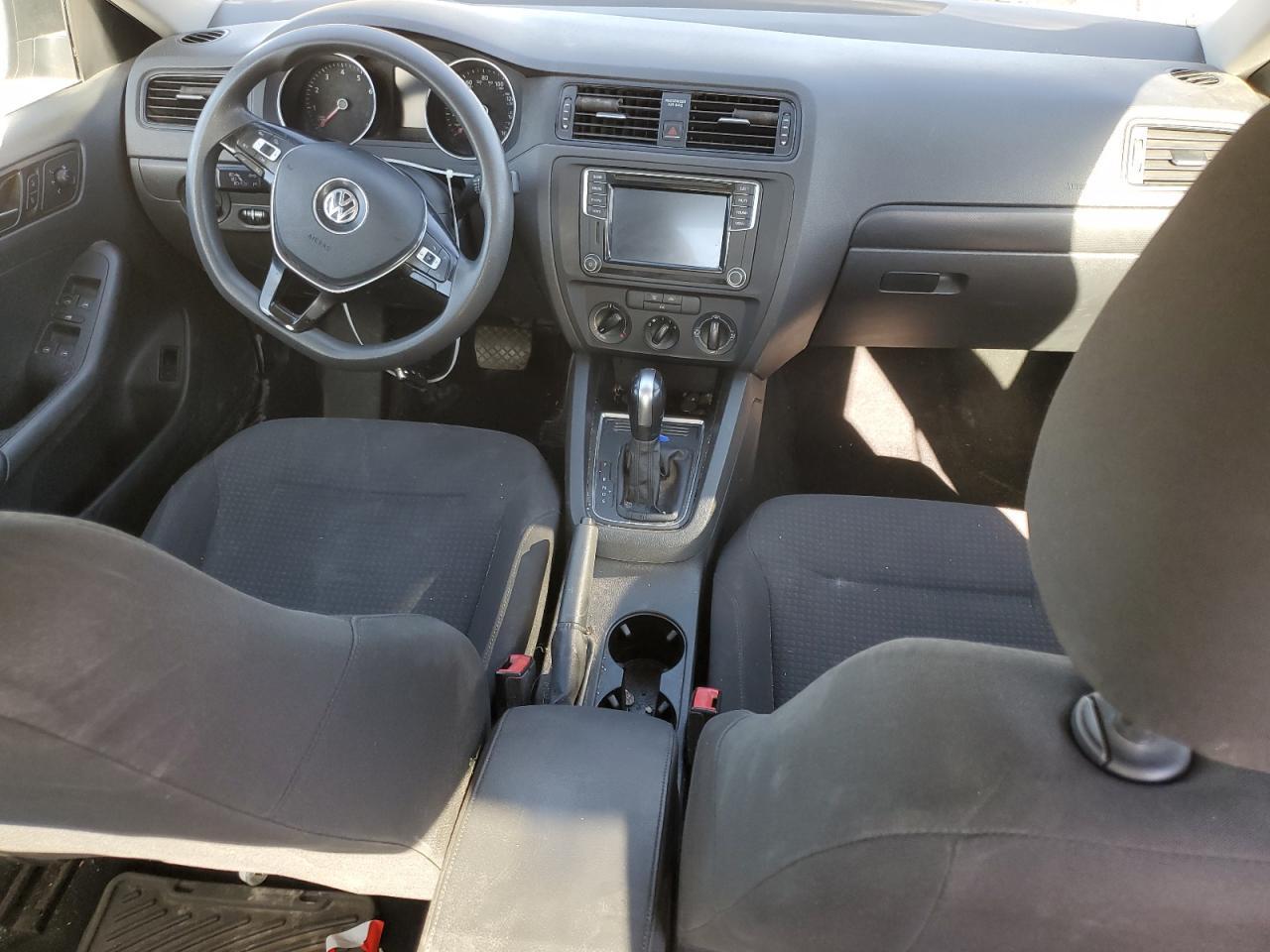 2016 VOLKSWAGEN JETTA