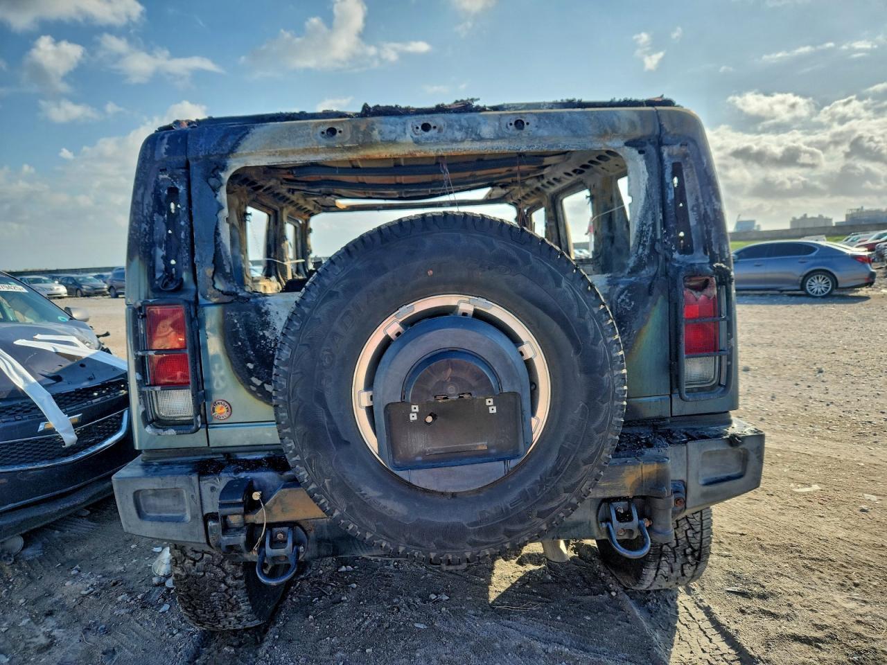 2005 HUMMER H2