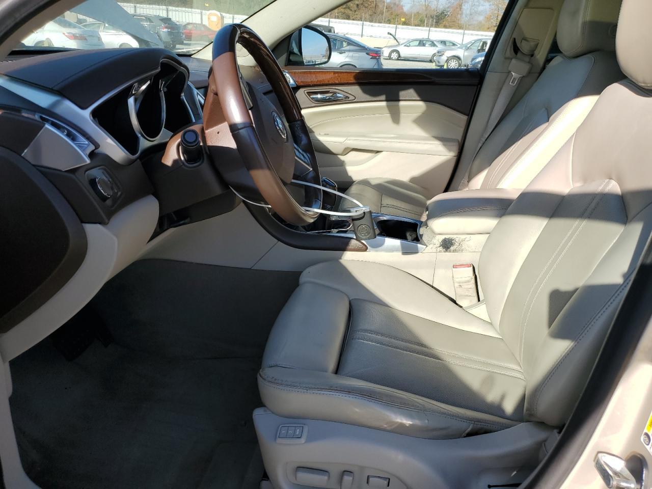 2011 CADILLAC SRX