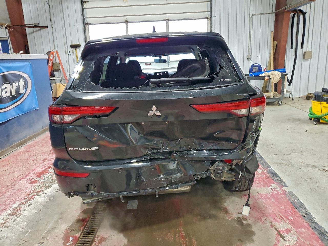 2024 MITSUBISHI outlander