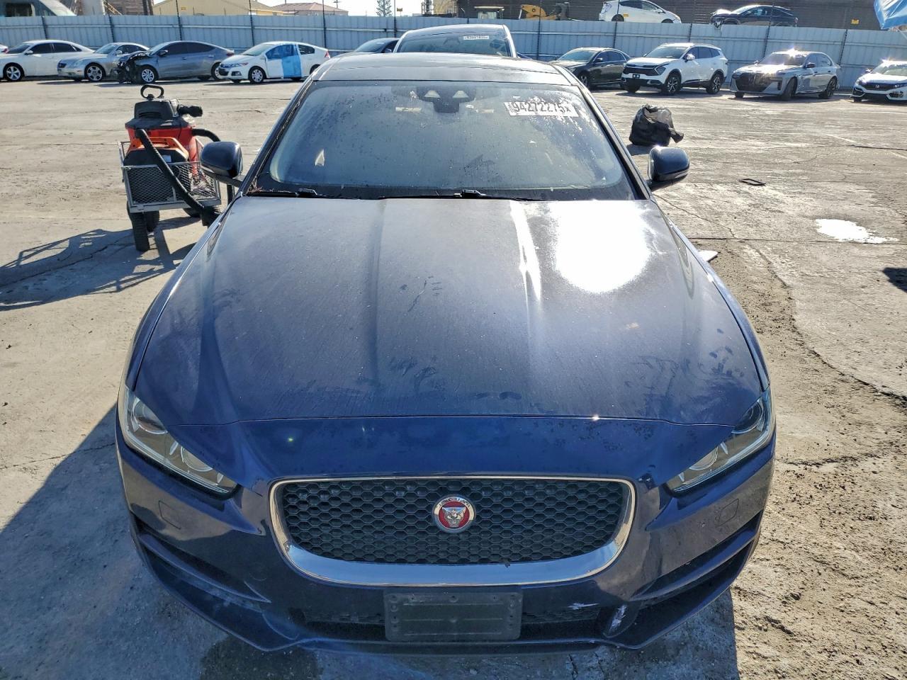 2017 JAGUAR XE