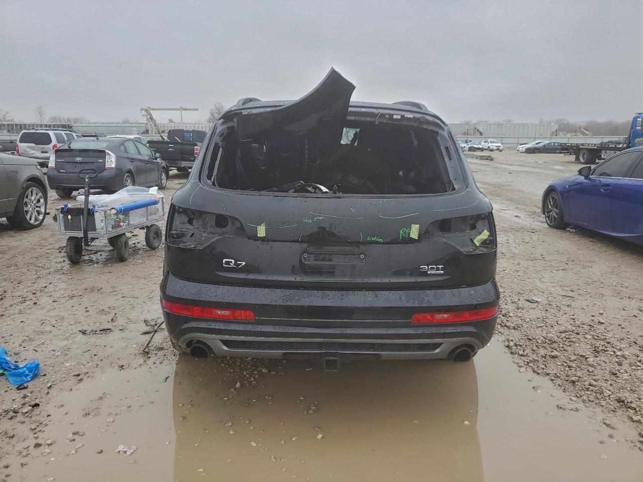 2015 AUDI Q7