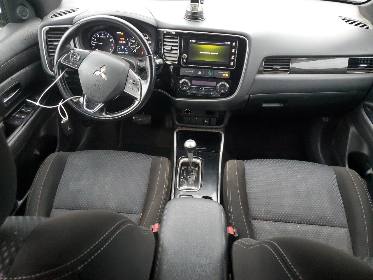 2018 MITSUBISHI outlander