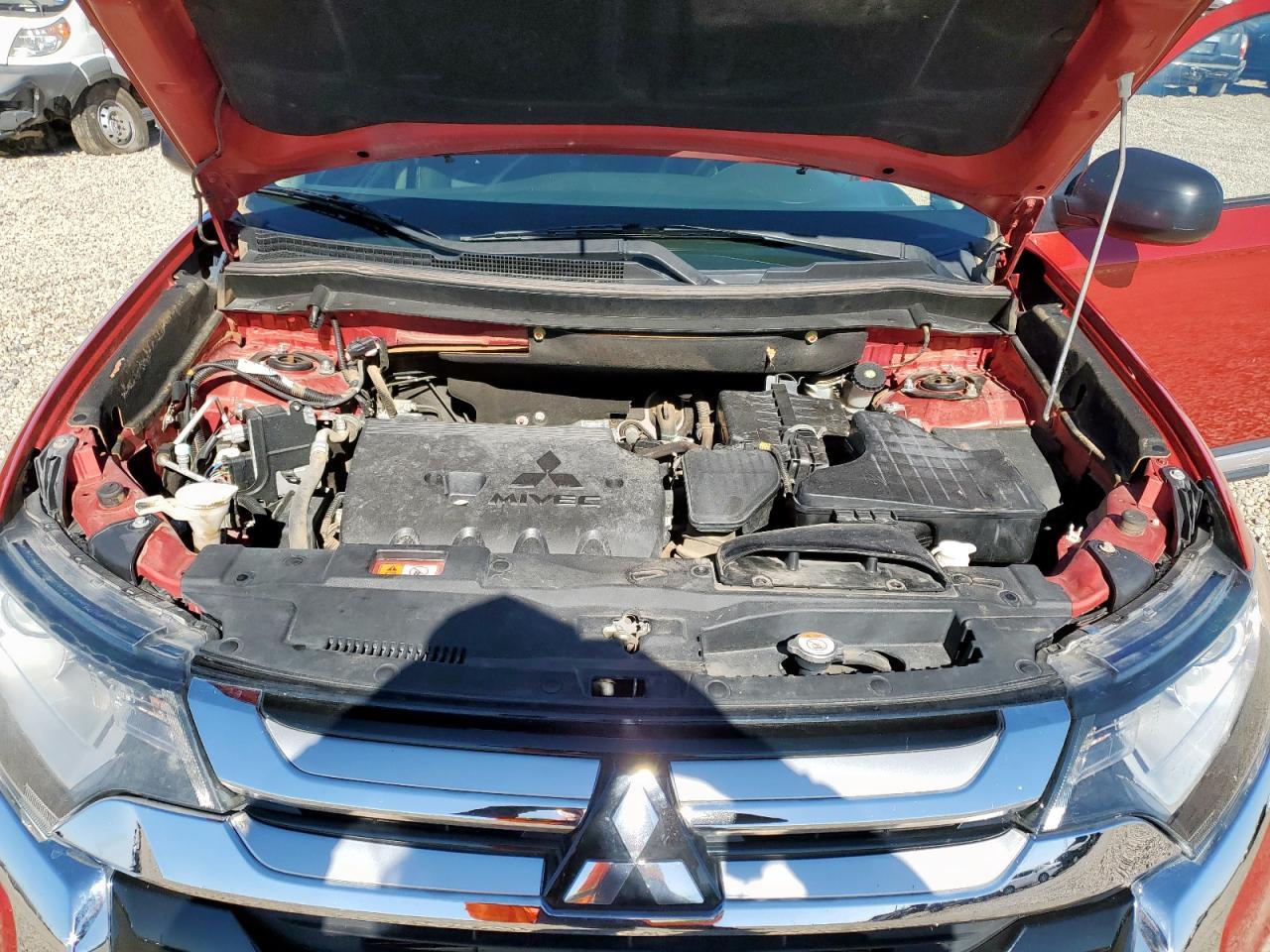 2016 MITSUBISHI outlander
