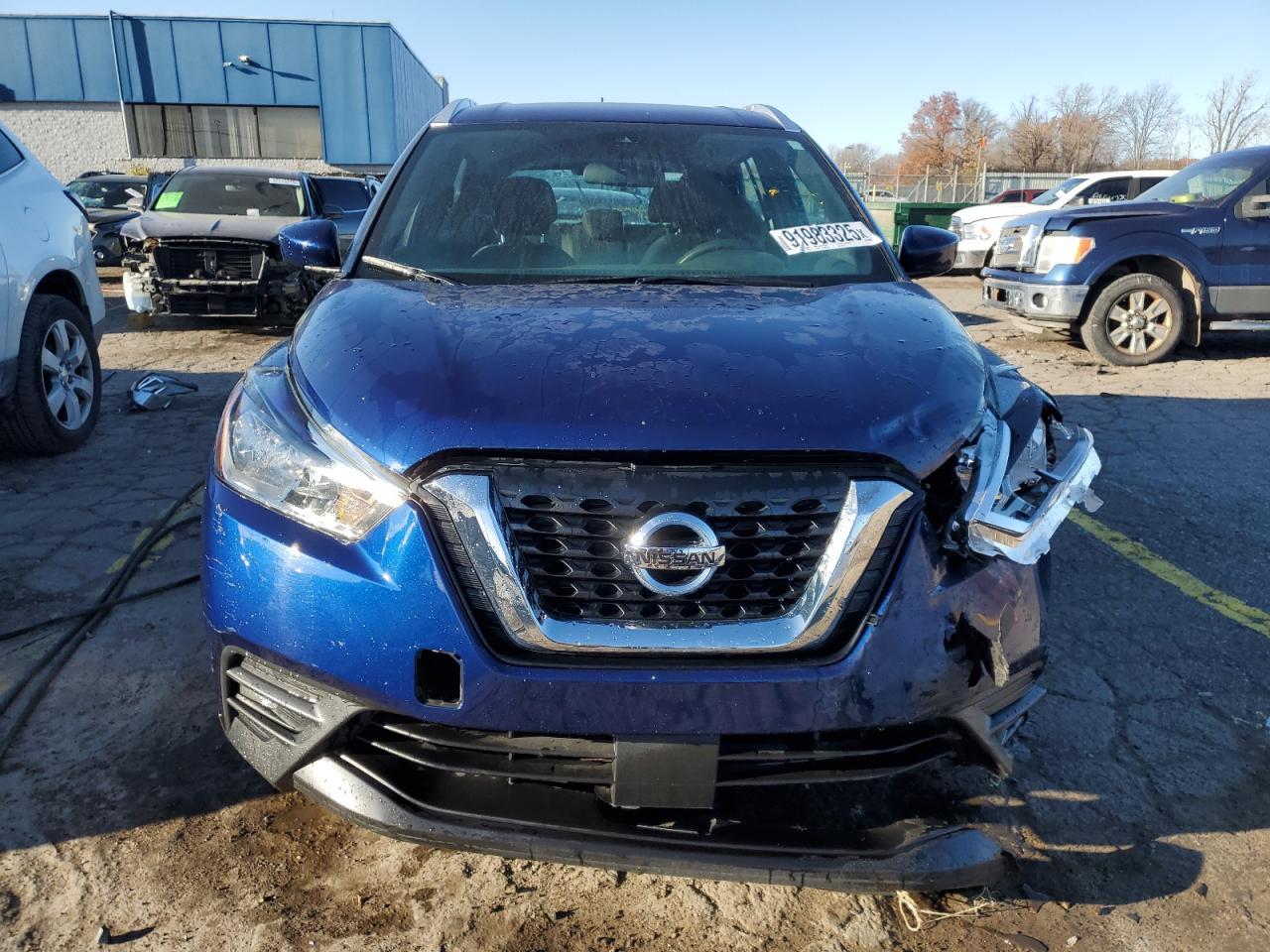 2020 NISSAN KICKS