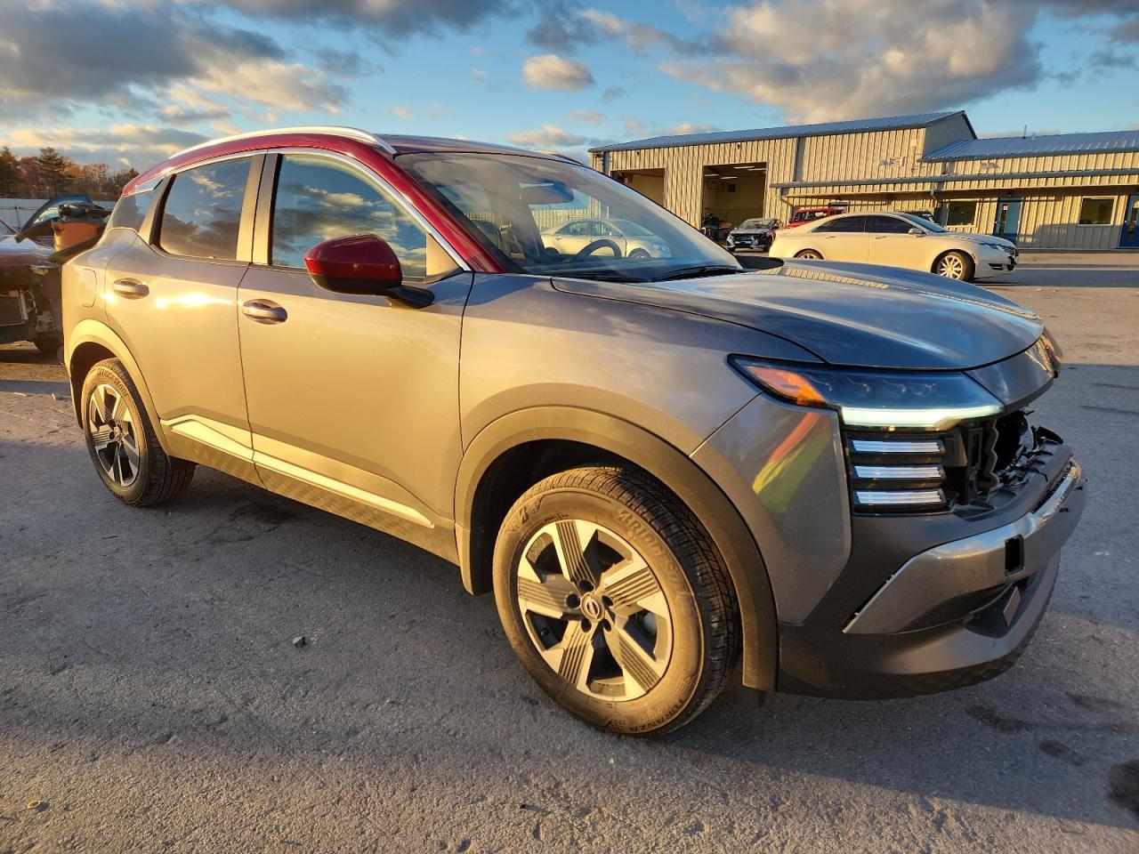 2025 NISSAN KICKS