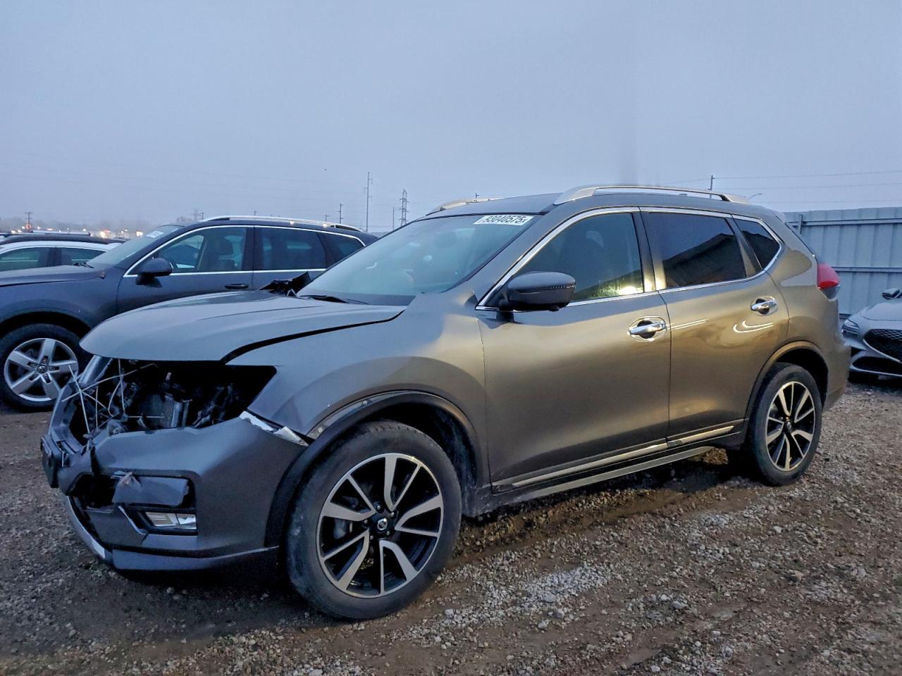 2017 NISSAN ROGUE