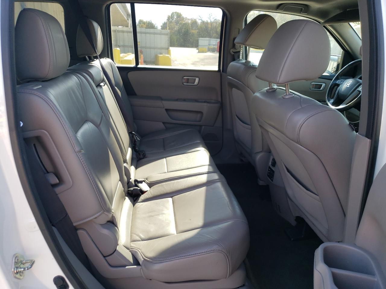 2015 HONDA PILOT