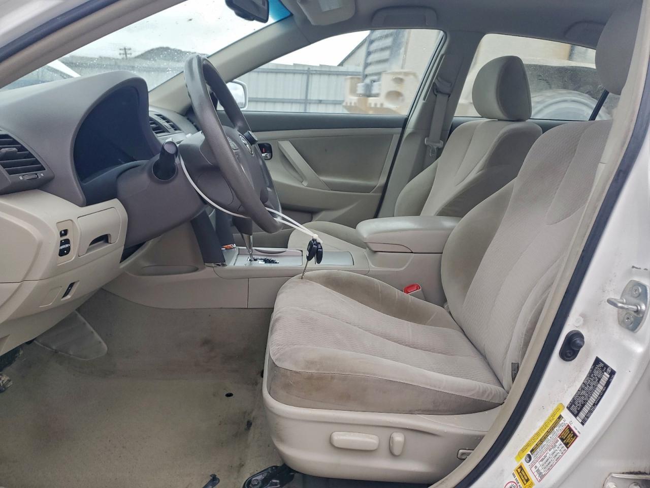 2010 TOYOTA CAMRY