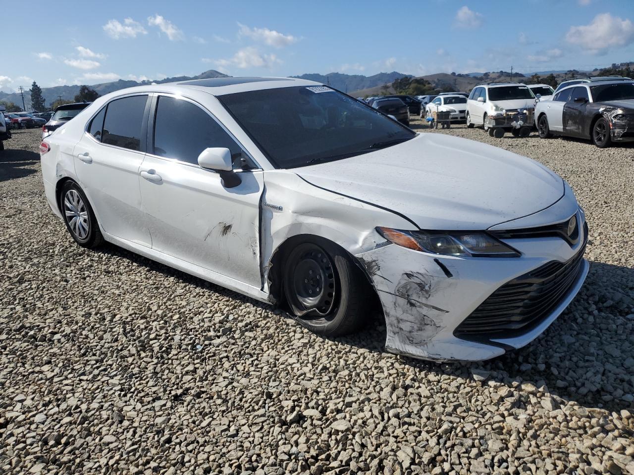 2018 TOYOTA CAMRY
