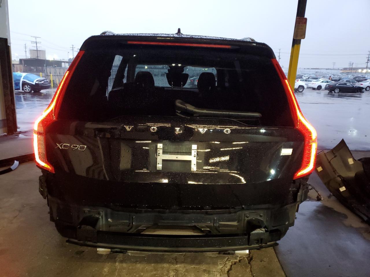 2024 VOLVO XC90