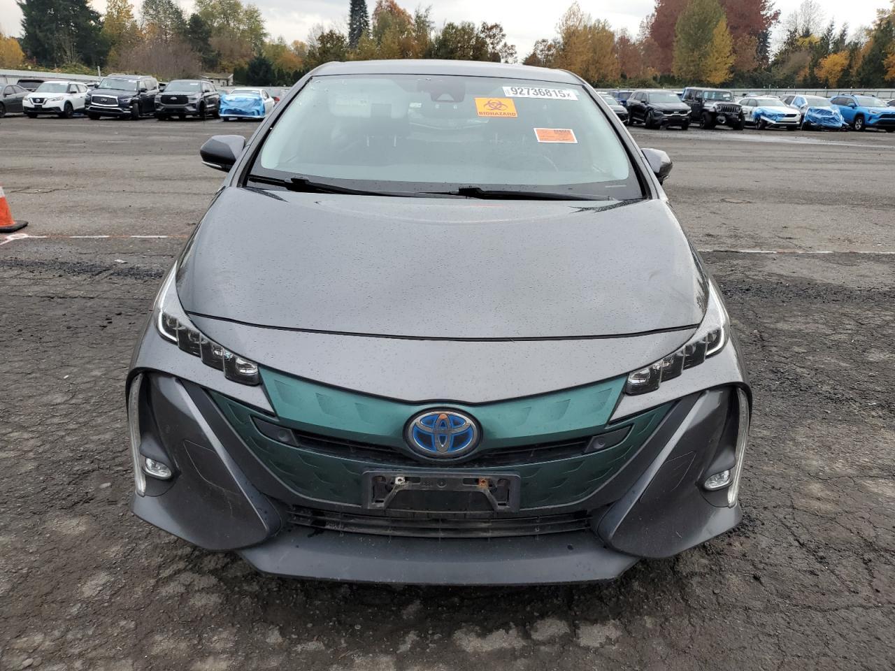 2017 TOYOTA Prius Prime