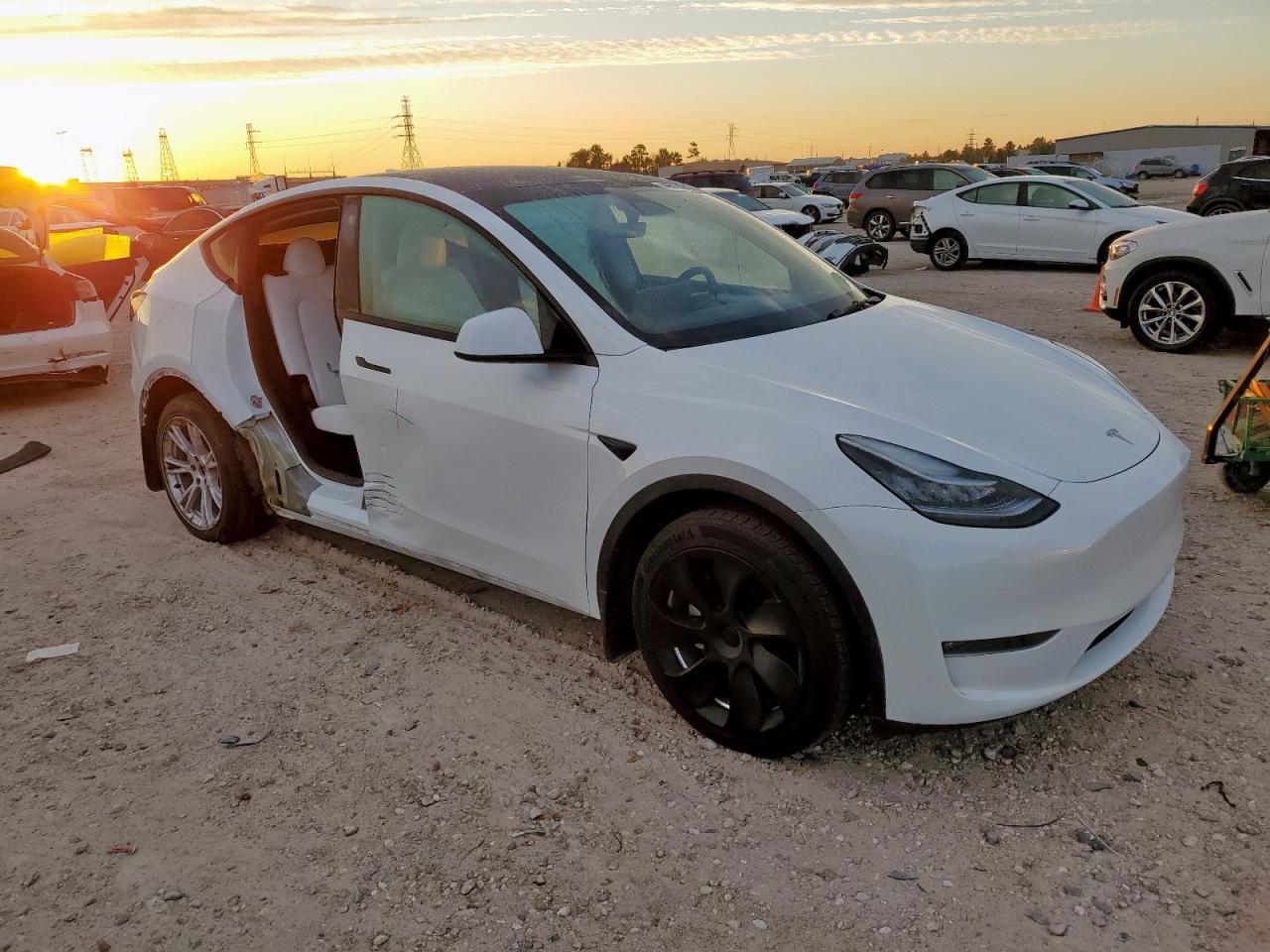 2023 TESLA MODEL Y