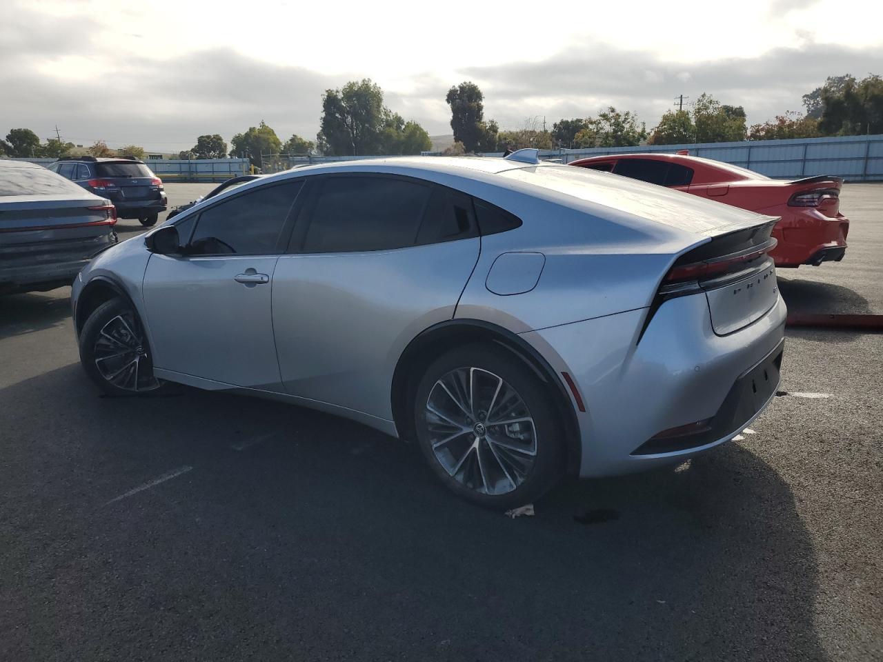 2024 TOYOTA PRIUS