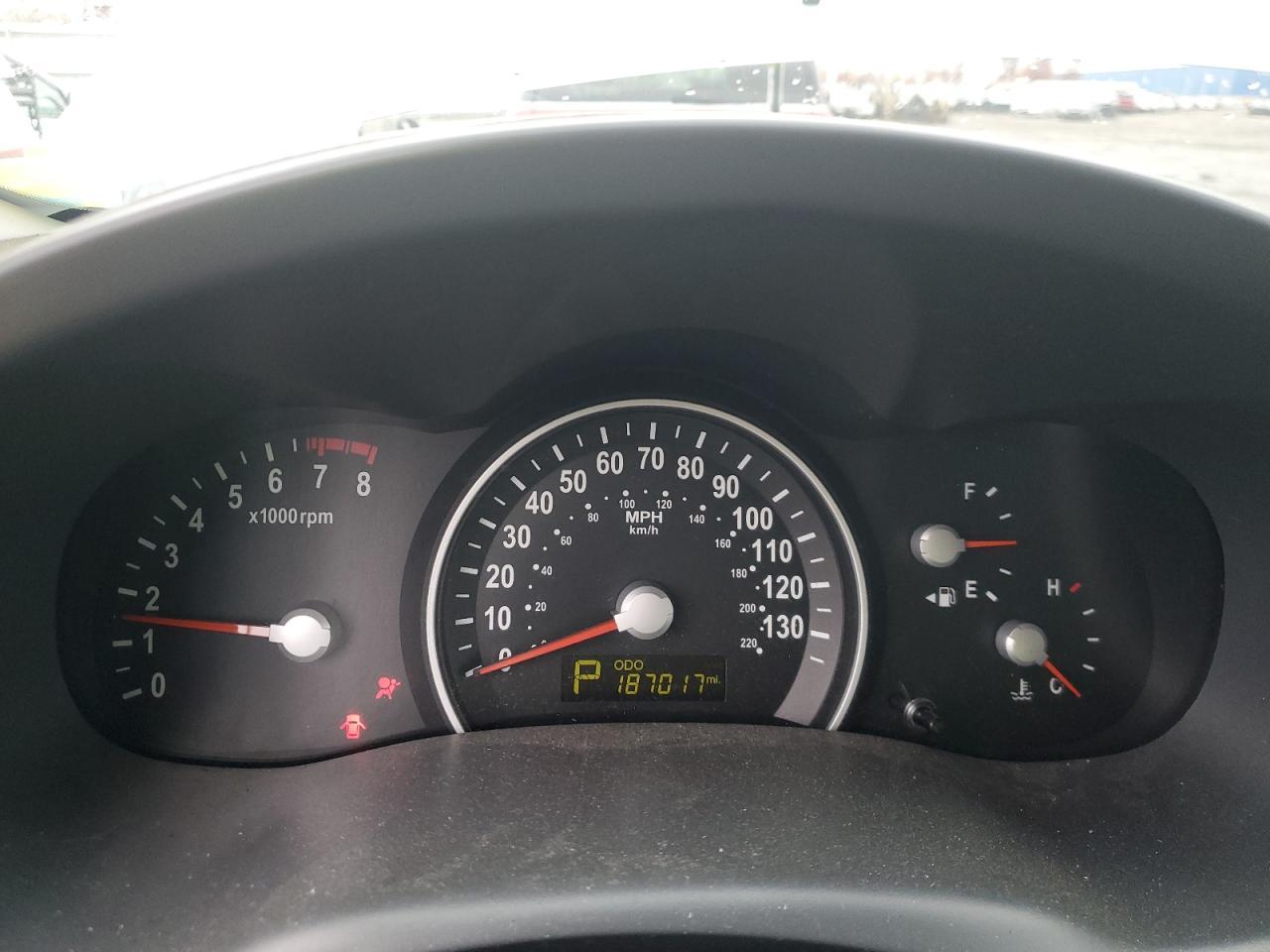 2012 KIA SEDONA