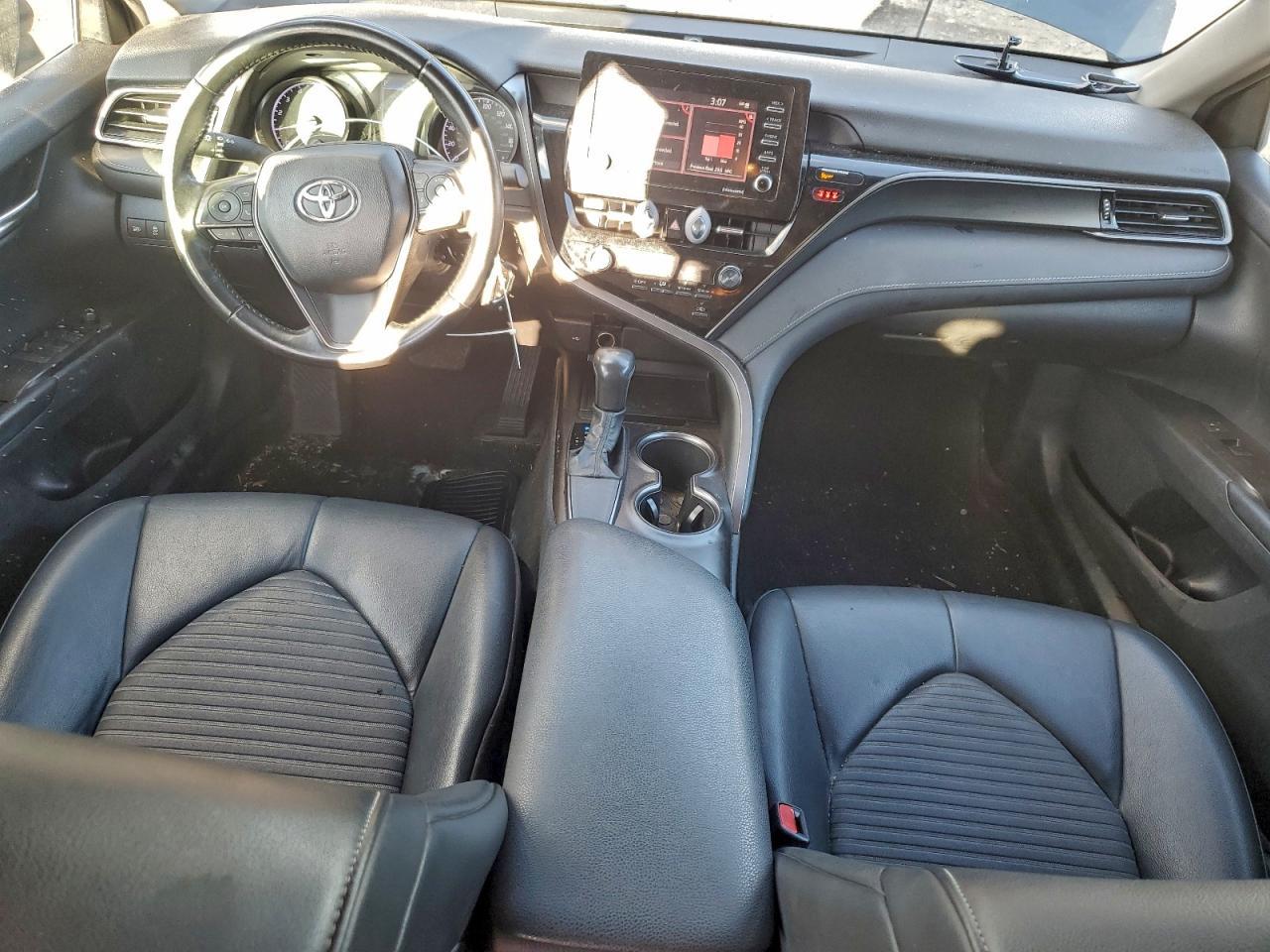 2021 TOYOTA CAMRY