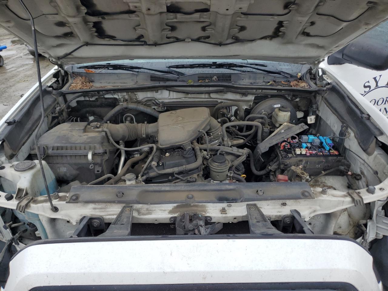 2017 TOYOTA TACOMA