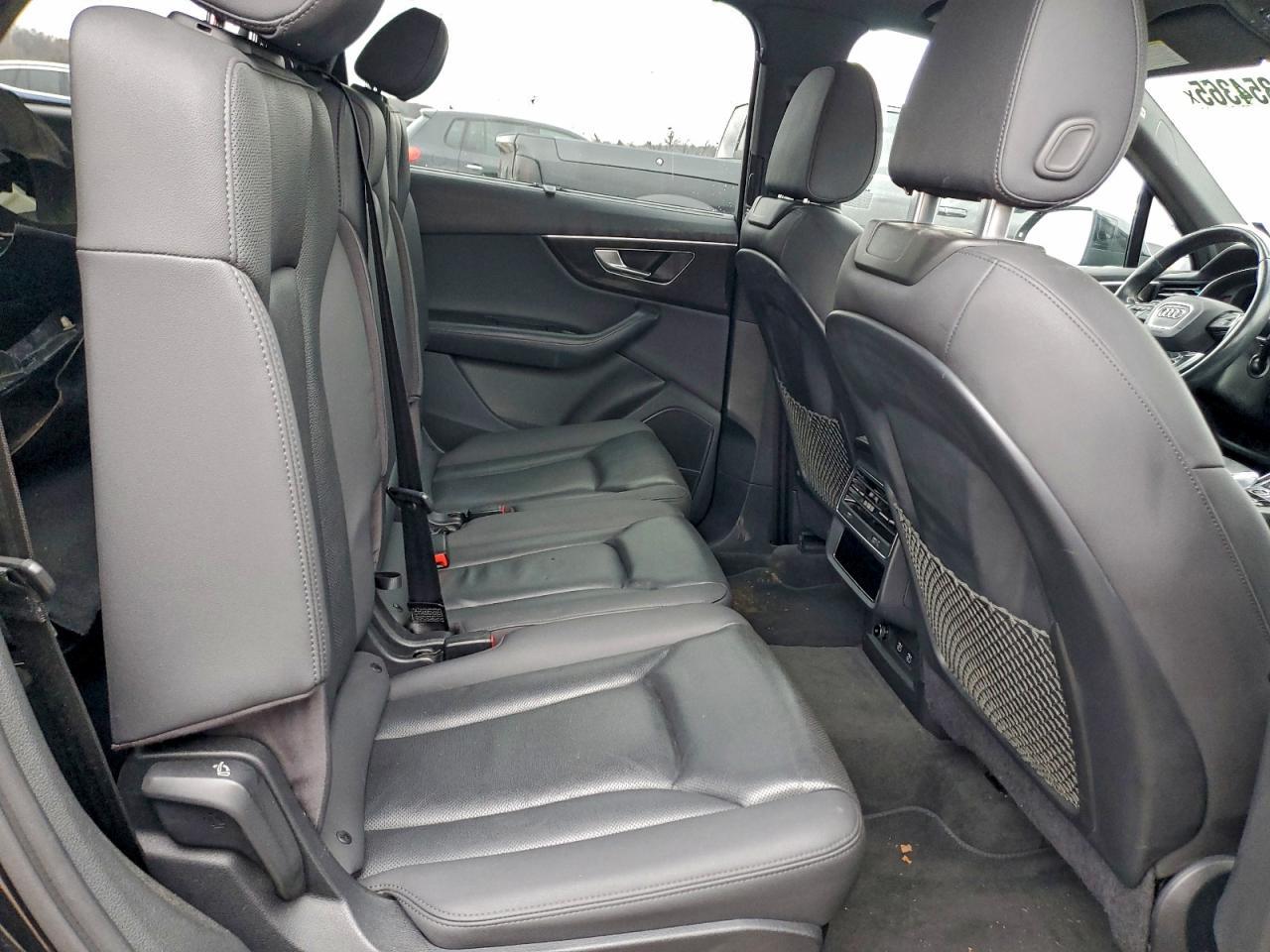 2021 AUDI Q7