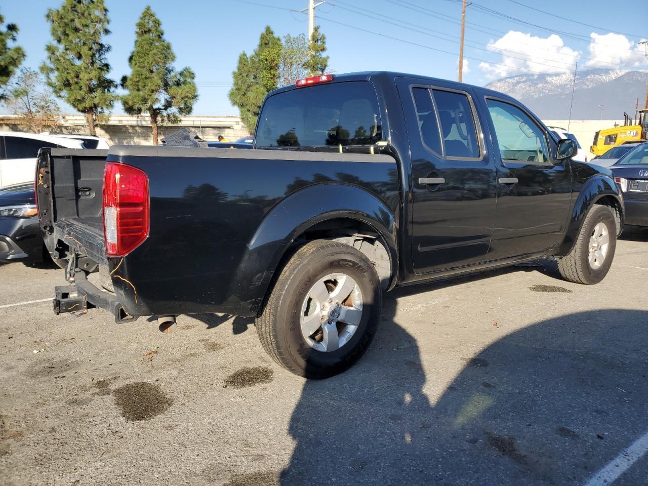 2012 NISSAN Frontier