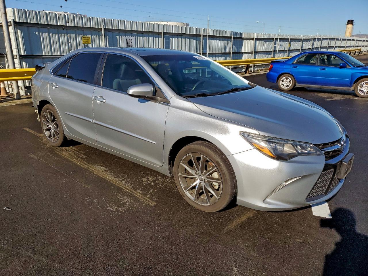 2017 TOYOTA CAMRY