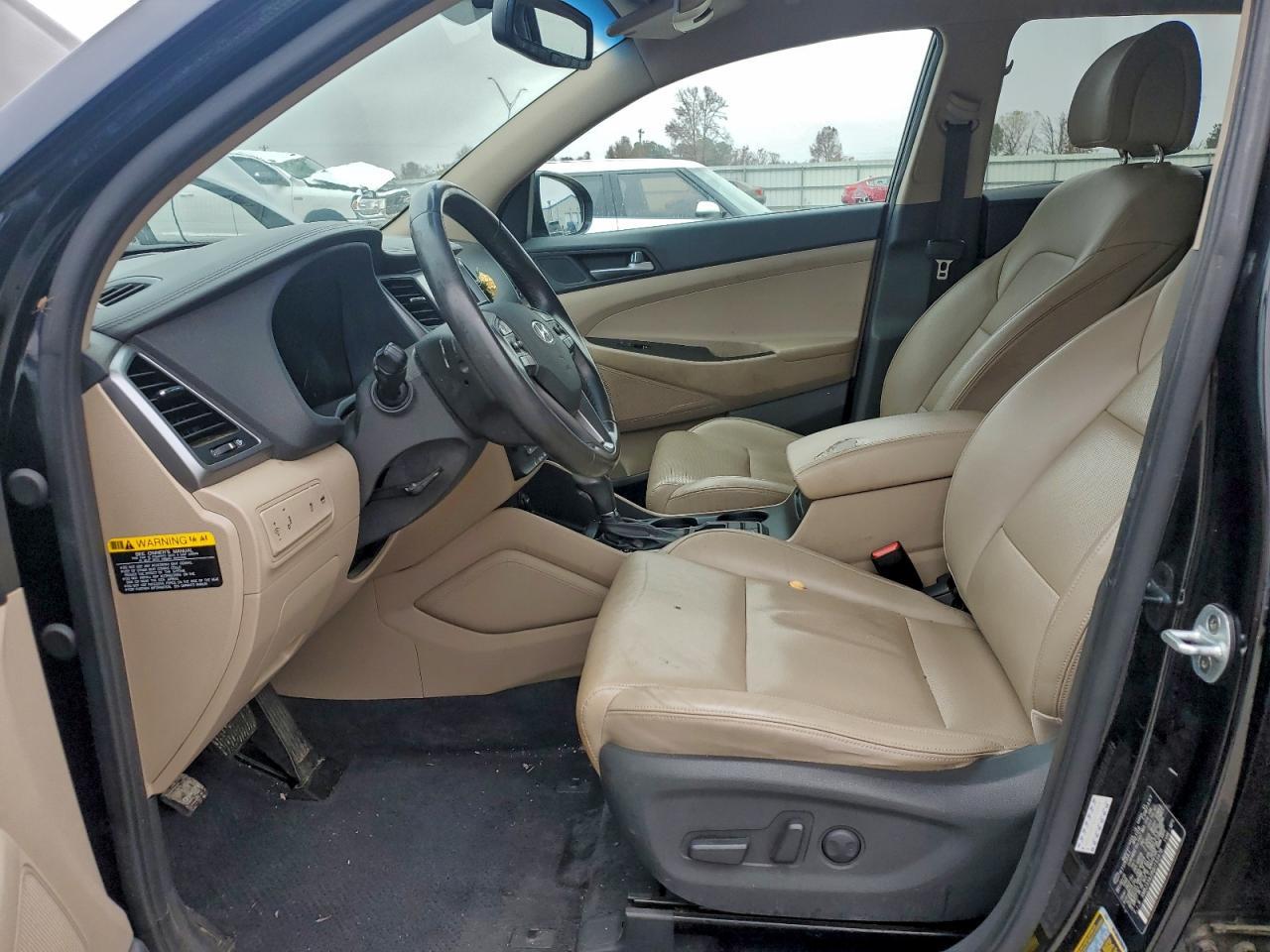 2016 HYUNDAI TUCSON