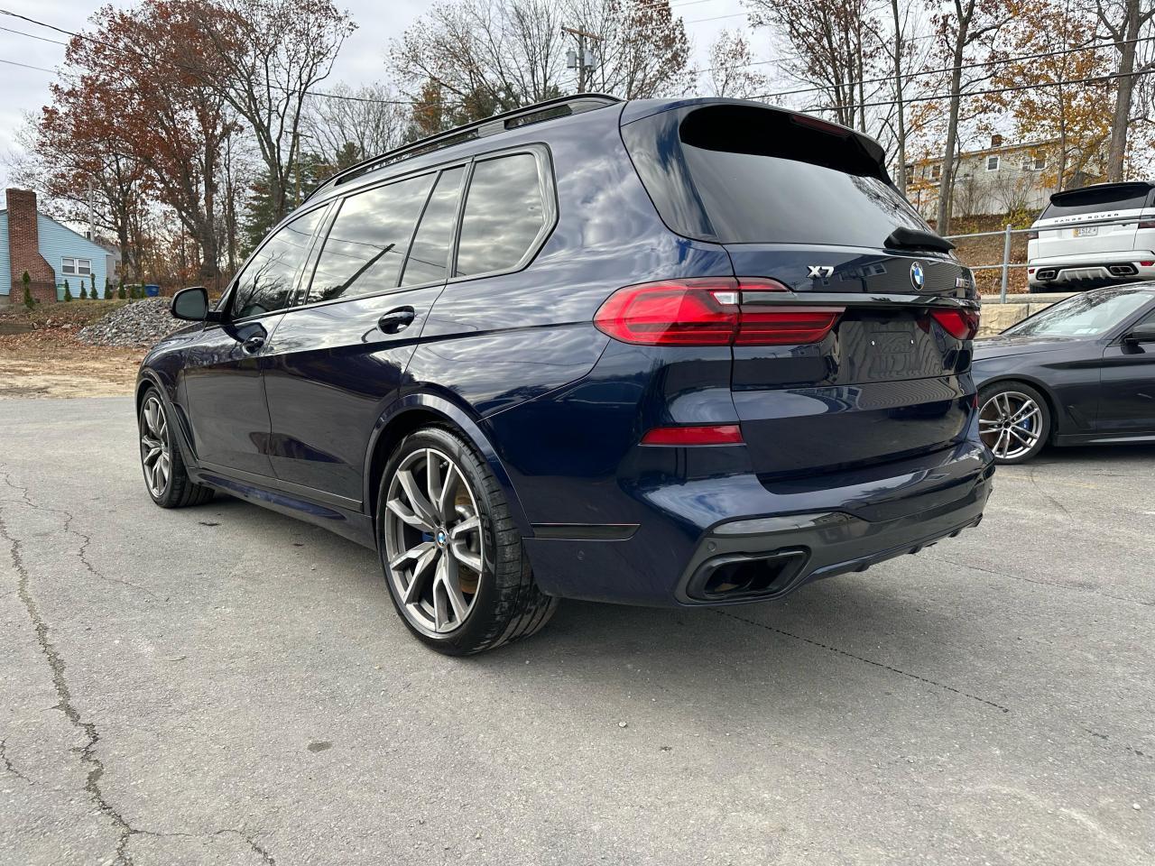 2020 BMW X7