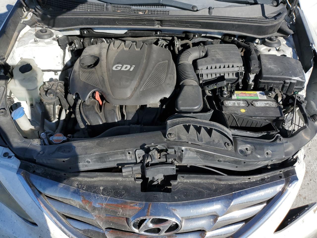 2011 HYUNDAI SONATA