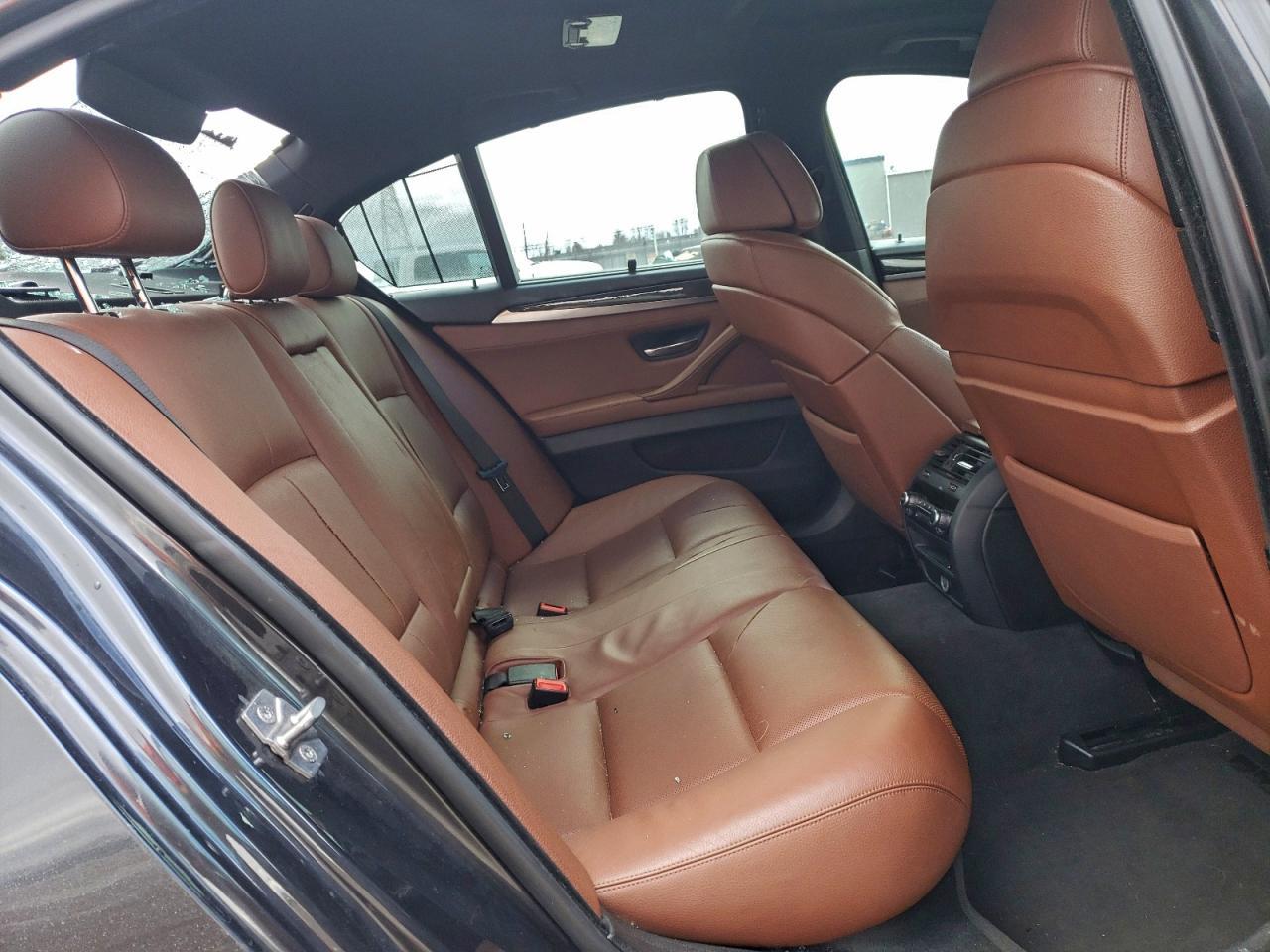 2011 BMW 5 series