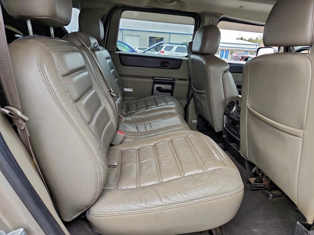 2004 HUMMER H2