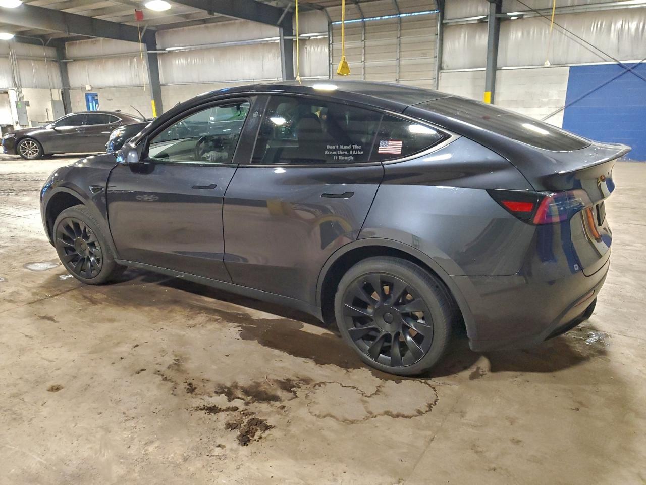 2024 TESLA MODEL Y