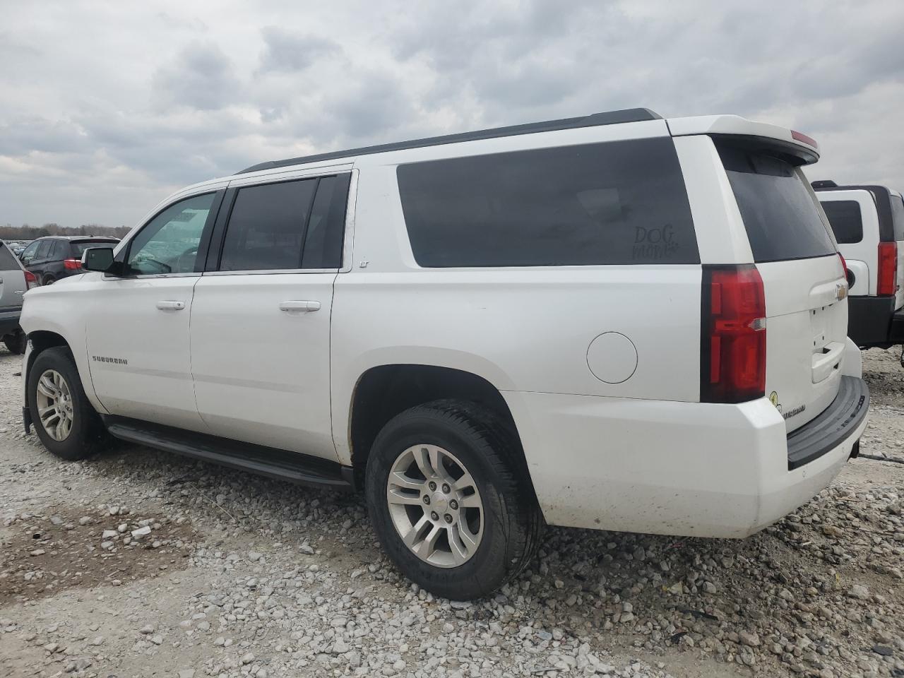 2016 CHEVROLET Suburban