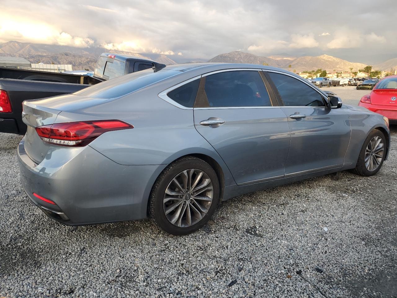 2015 HYUNDAI GENESIS