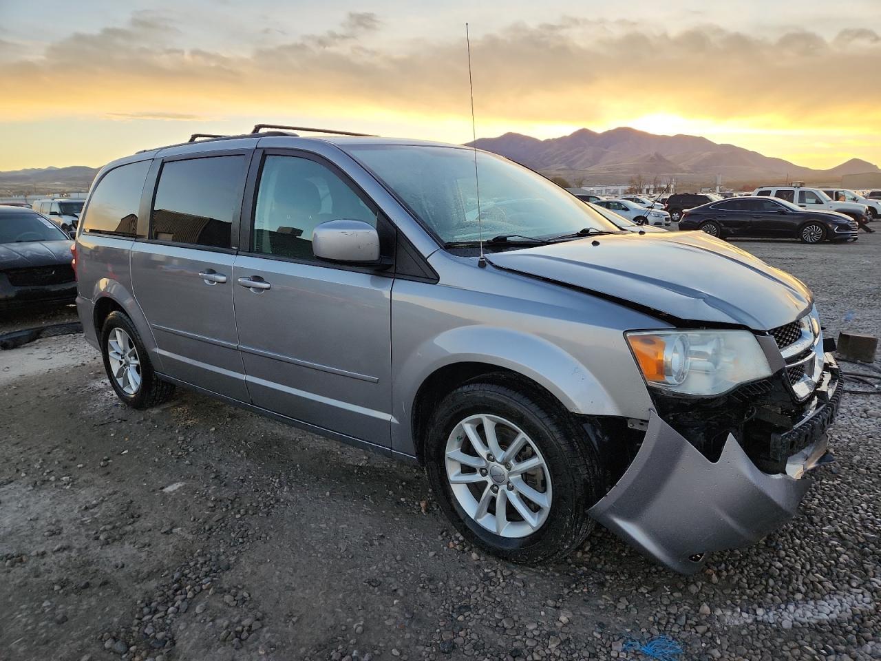2013 DODGE GRAND CARAVAN