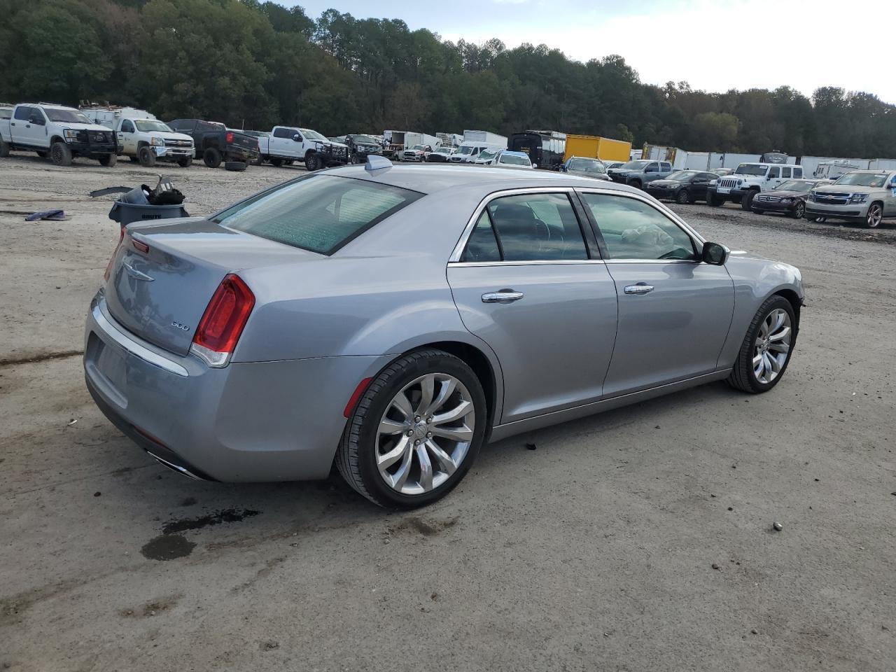 2018 CHRYSLER 300