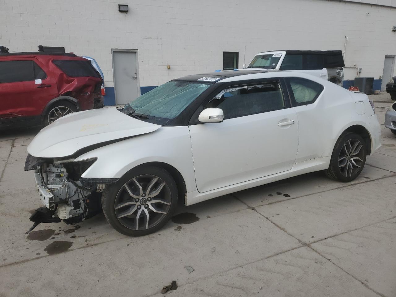2015 TOYOTA SCION