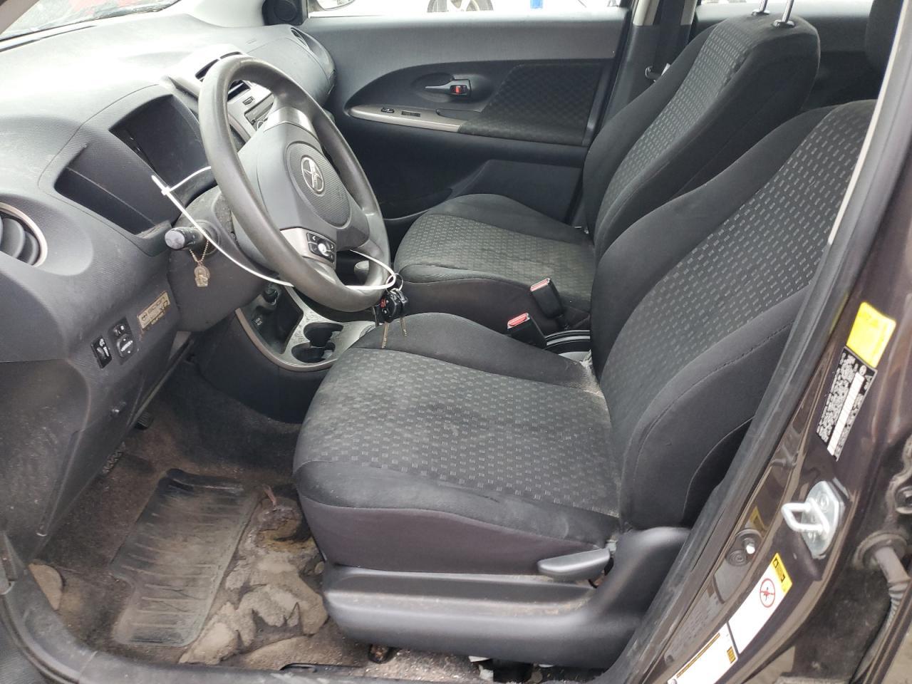 2011 TOYOTA SCION