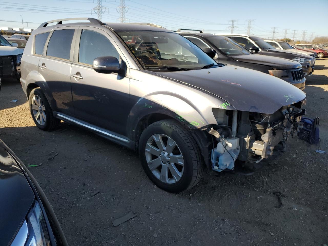 2012 MITSUBISHI outlander