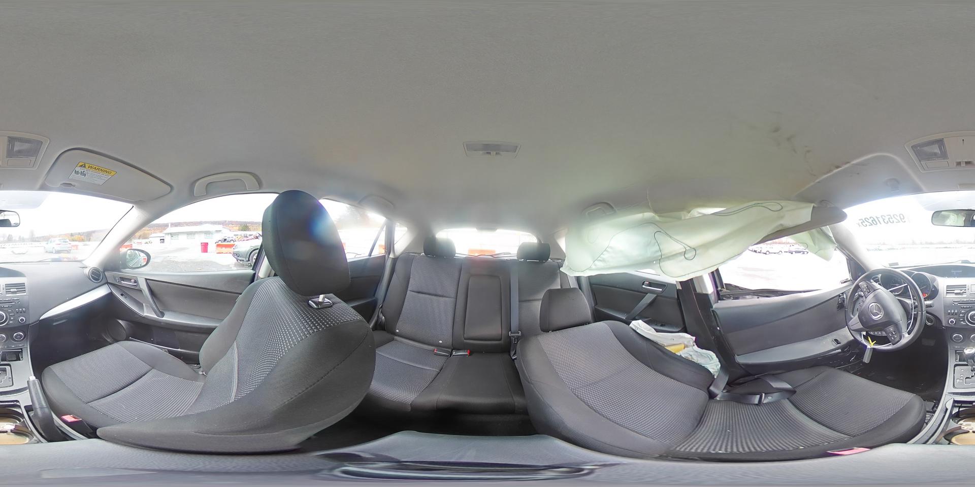 2013 MAZDA 3