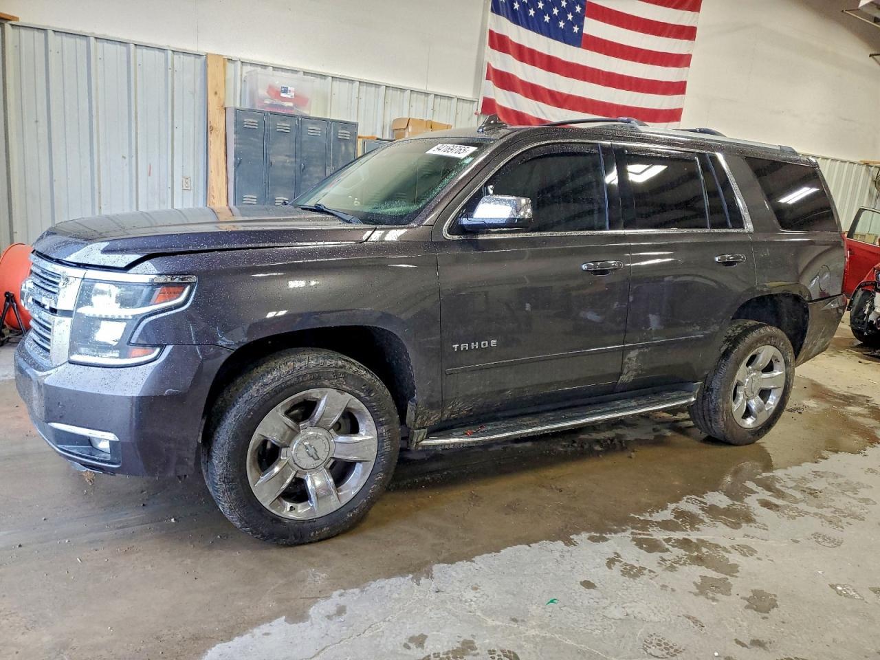 2017 CHEVROLET Tahoe