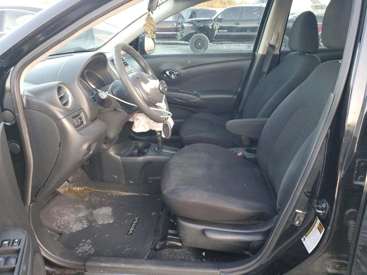 2013 NISSAN VERSA
