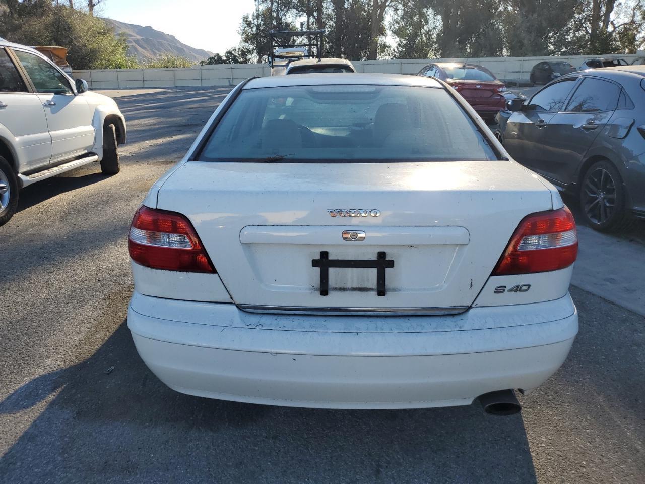 2003 VOLVO S40